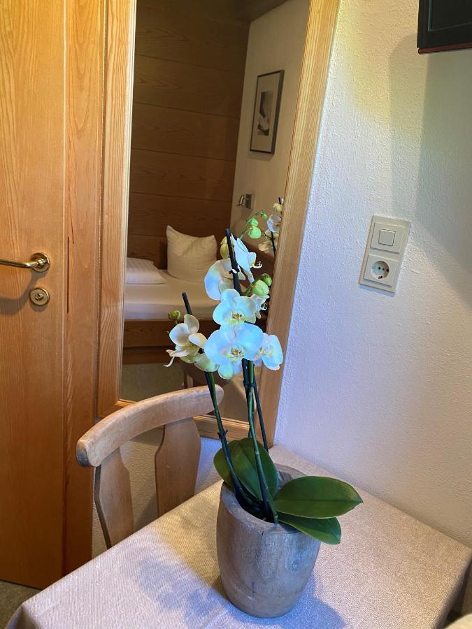 Hotel Zirbenhof 皮茨河谷圣莱昂哈德 客房 照片