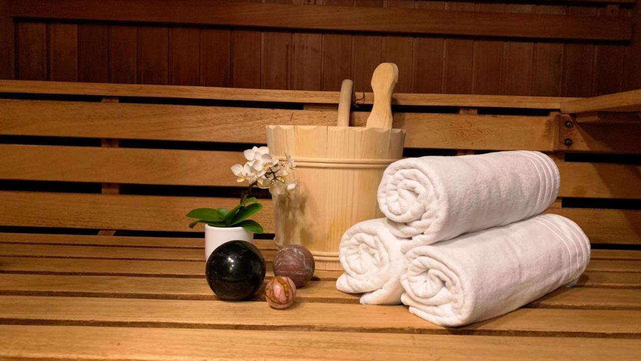 Hotel Zirbenhof 皮茨河谷圣莱昂哈德 外观 照片