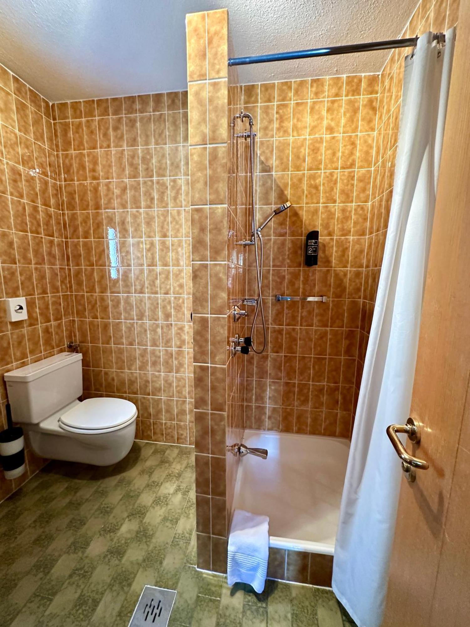 Hotel Zirbenhof 皮茨河谷圣莱昂哈德 客房 照片
